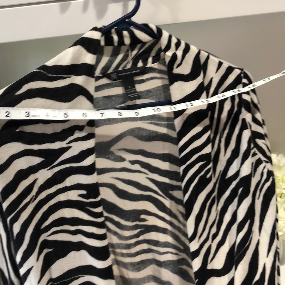 Zebra Cardigan - Picture 7 of 10